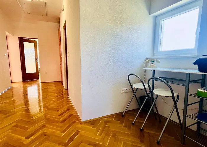 Vilă - Sidro Jadranovo