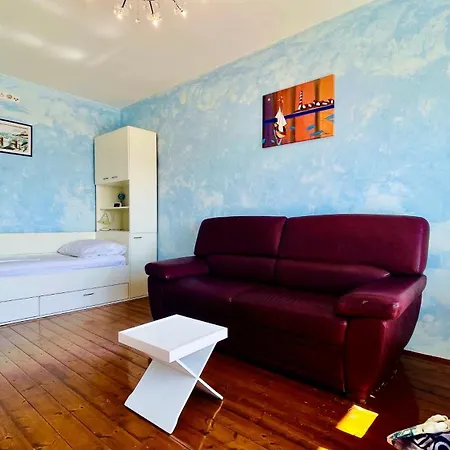 - Sidro Villa